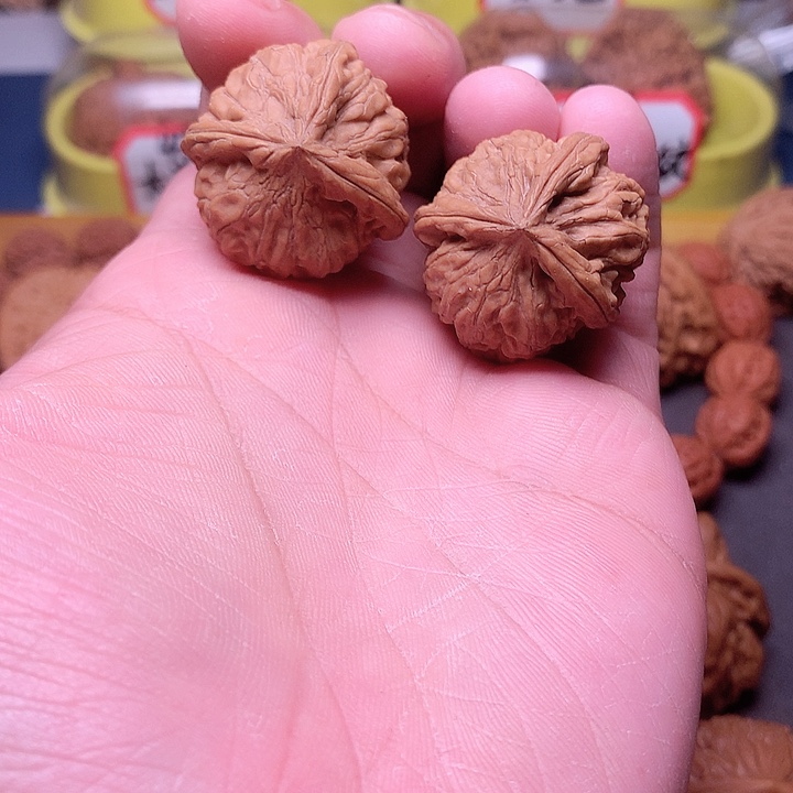 文玩核桃把件小三棱