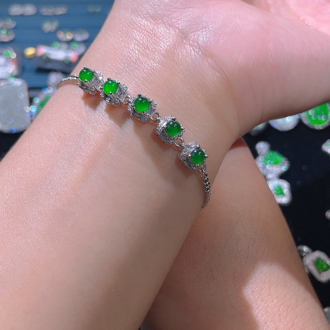 未镶嵌手链翡翠手链