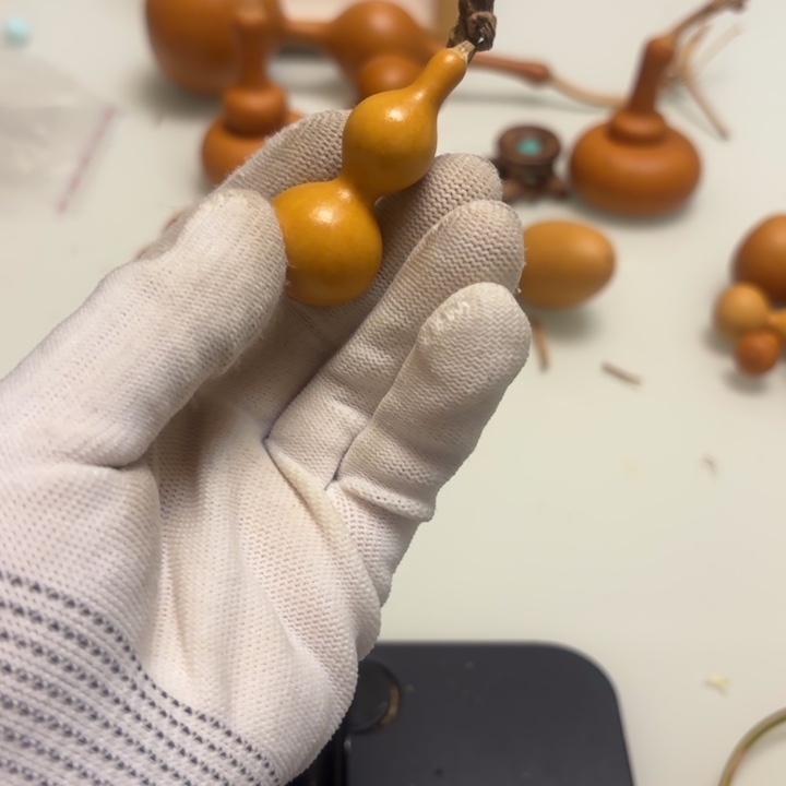 二***)天然手捻老皮葫芦