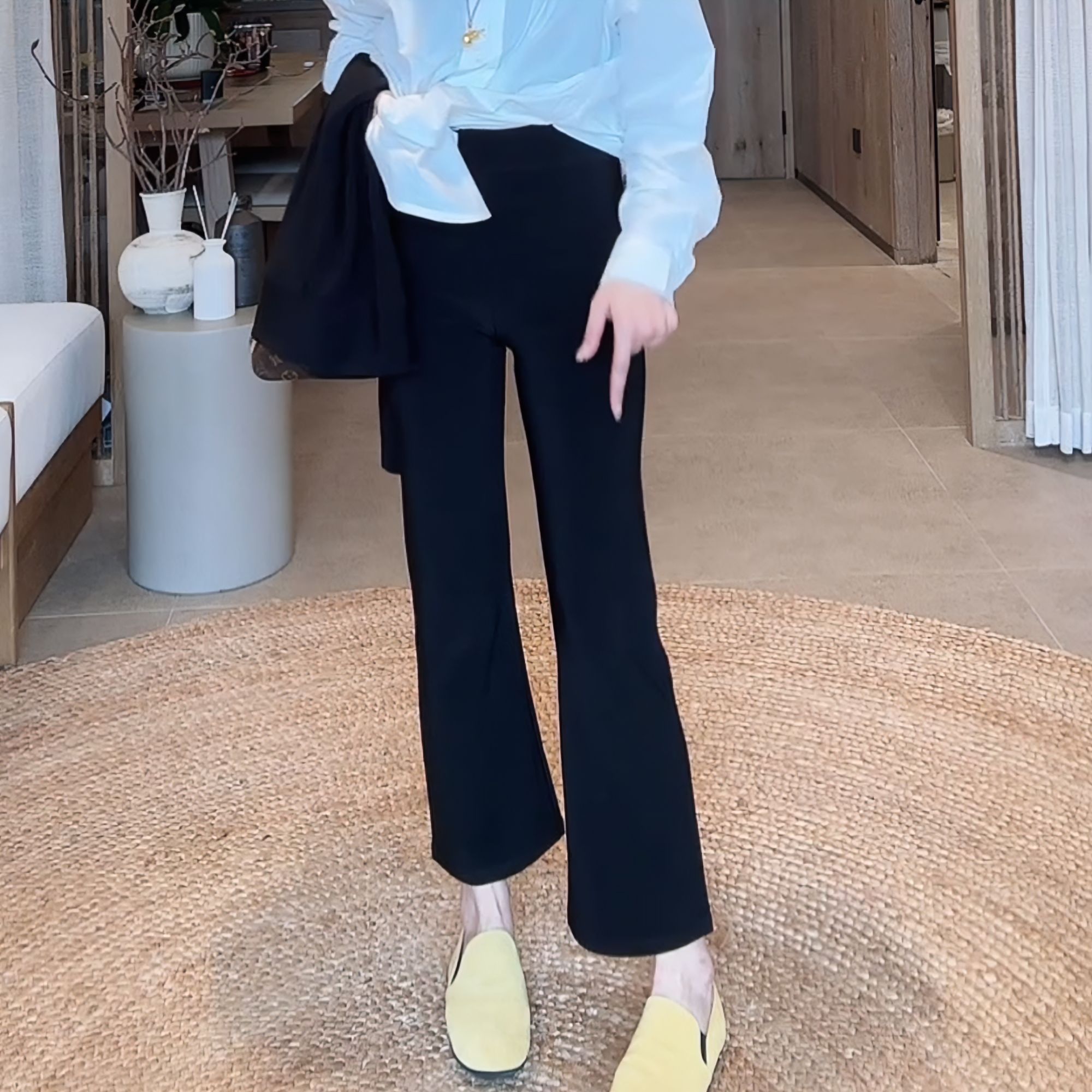 新款春季2025设计感百搭休闲微喇裤LK2501469