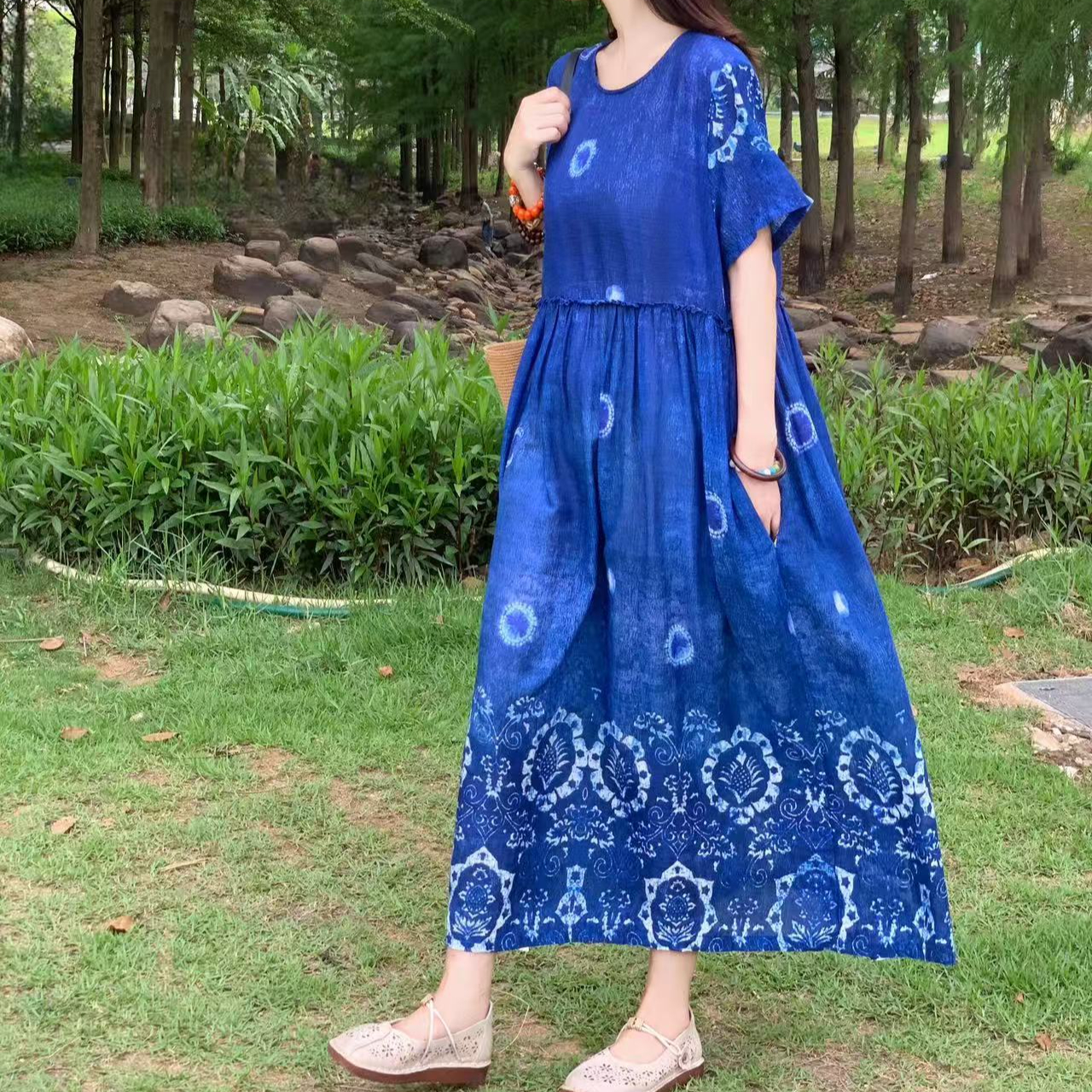 9579新款夏季气质减龄显瘦遮肉连衣裙QZ