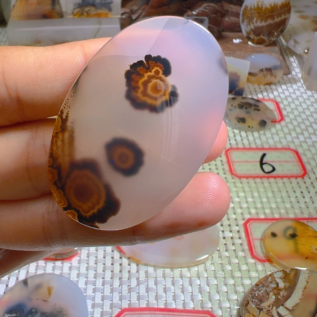 泽***玛瑙/玉髓颈饰未镶嵌