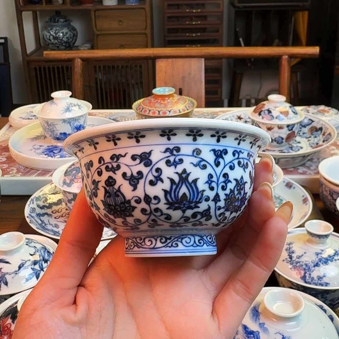 杯重工柴窑烧制缠枝莲压手杯纯手绘