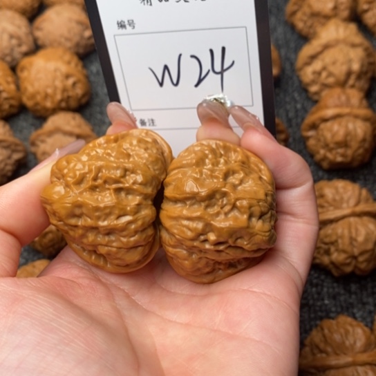 桃核吊坠我是第一百个