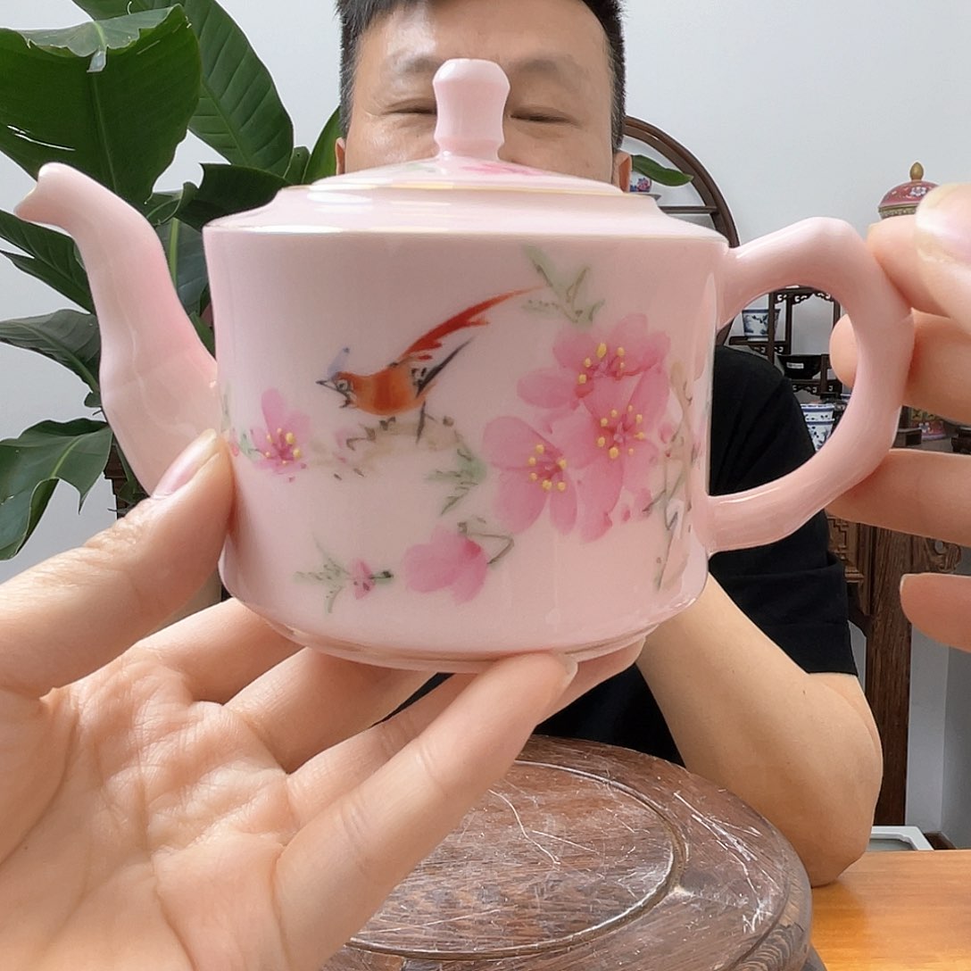 景德镇陶瓷红稀土壶