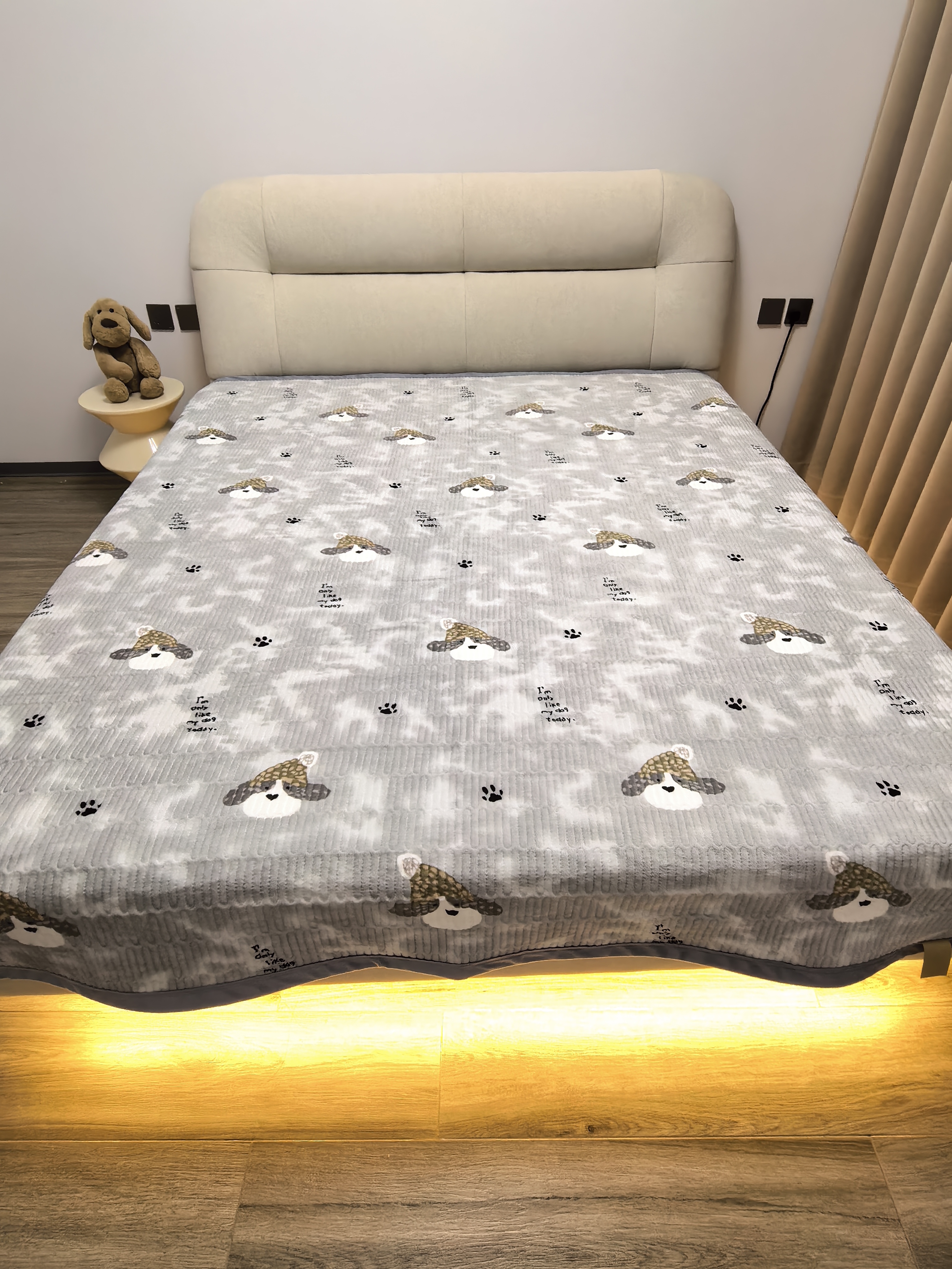 【小狗派对】A类加绒可水洗绗缝双面款床盖柔软亲肤