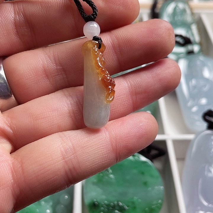 翡翠颈饰未镶嵌5635897512568