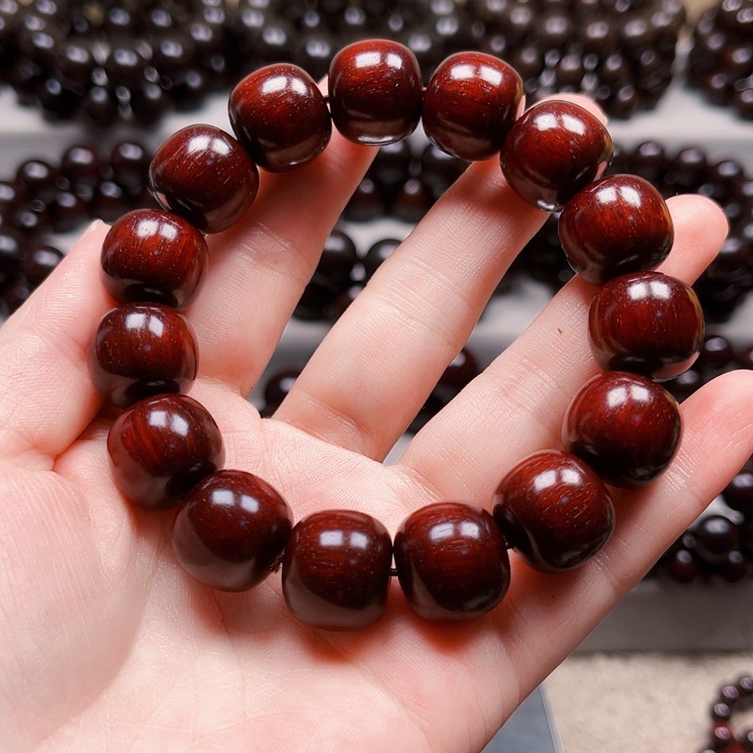 檀香紫檀（小叶紫檀）8****年1.5带