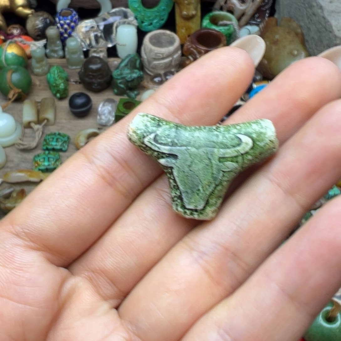 未镶嵌颈饰玛瑙/玉髓