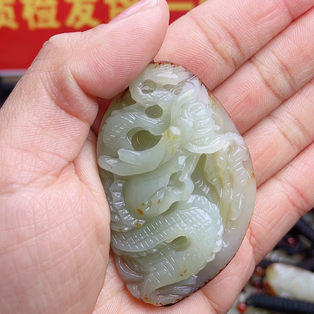 和田玉颈饰未镶嵌