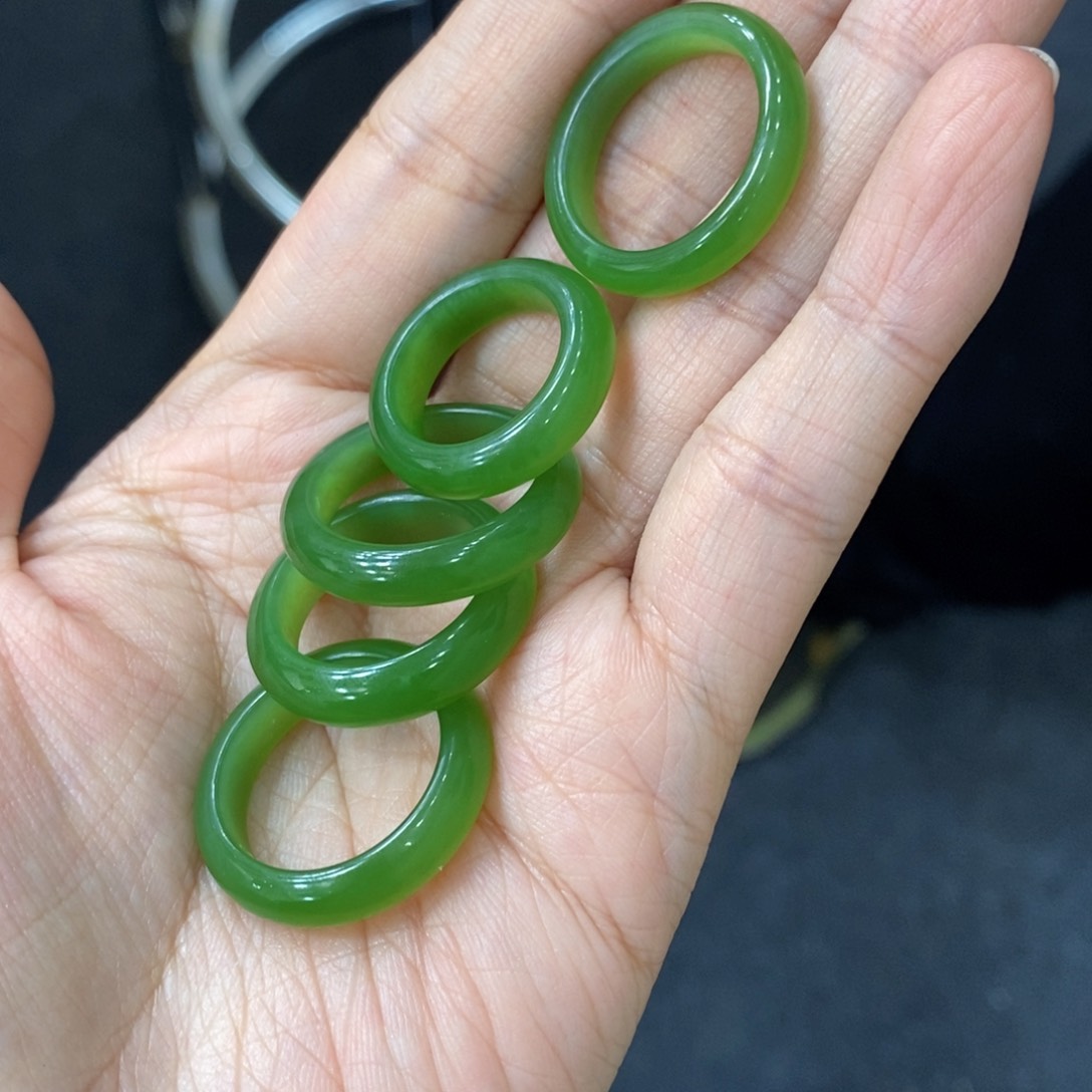 和田玉未镶嵌戒圈多样性发货 拍一发一