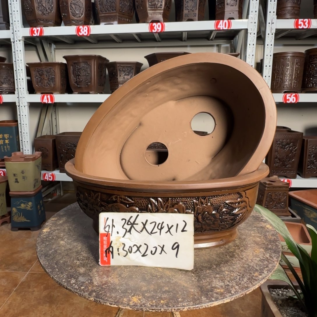 紫砂花盆，有1厘米左右尺寸差距，有色差