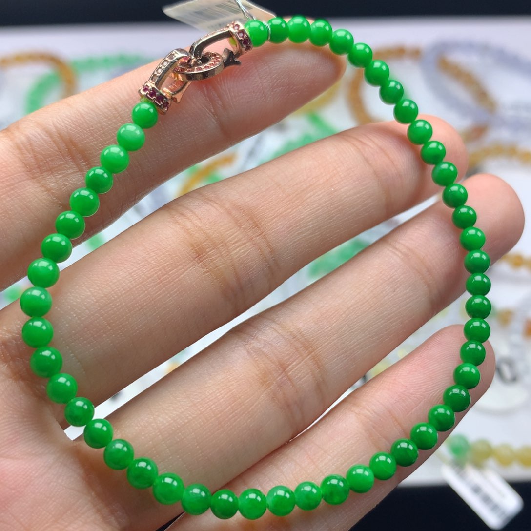 翡翠手链未镶嵌卡