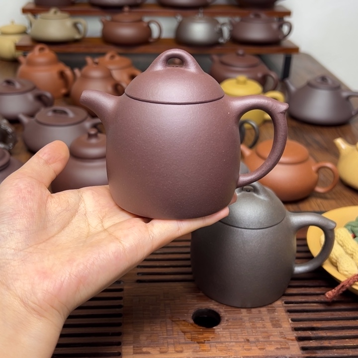 紫砂1秦权。     200cc