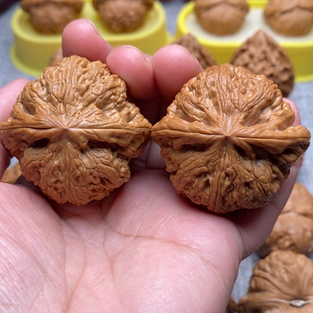 文玩核桃把件45全品爆肉粗筋