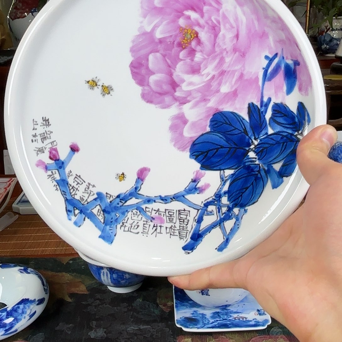 烟王庆龙老师手绘陶瓷