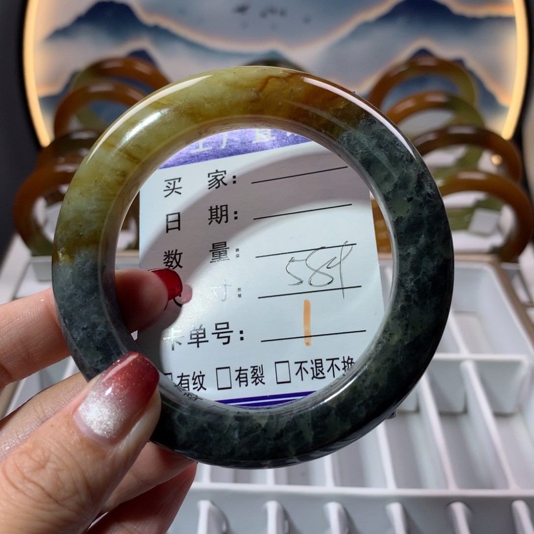 【闪购商品】蛇纹石玉手镯未镶嵌