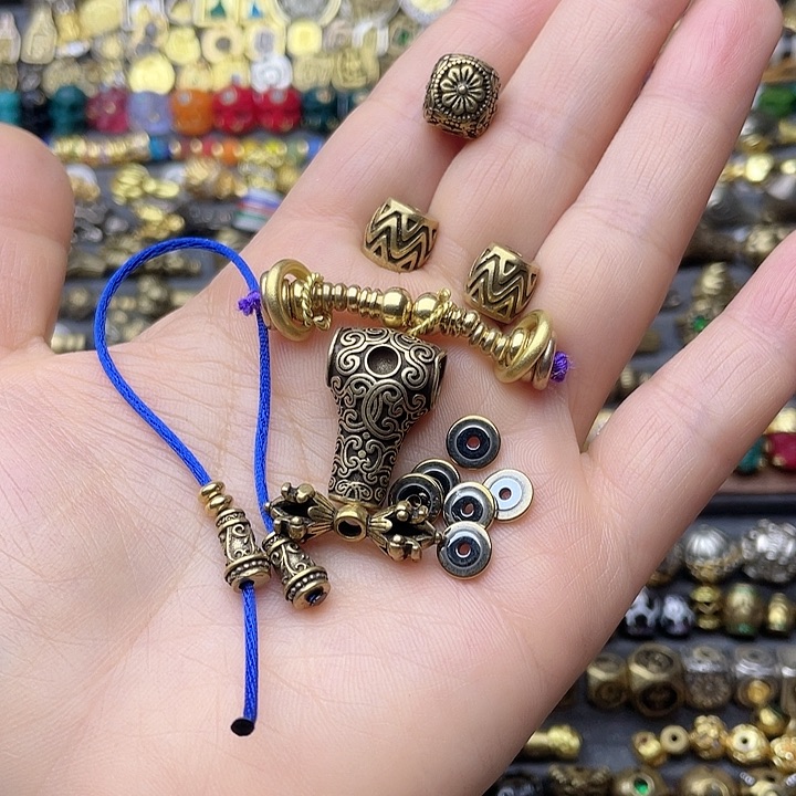 L****u文玩配饰套餐配饰