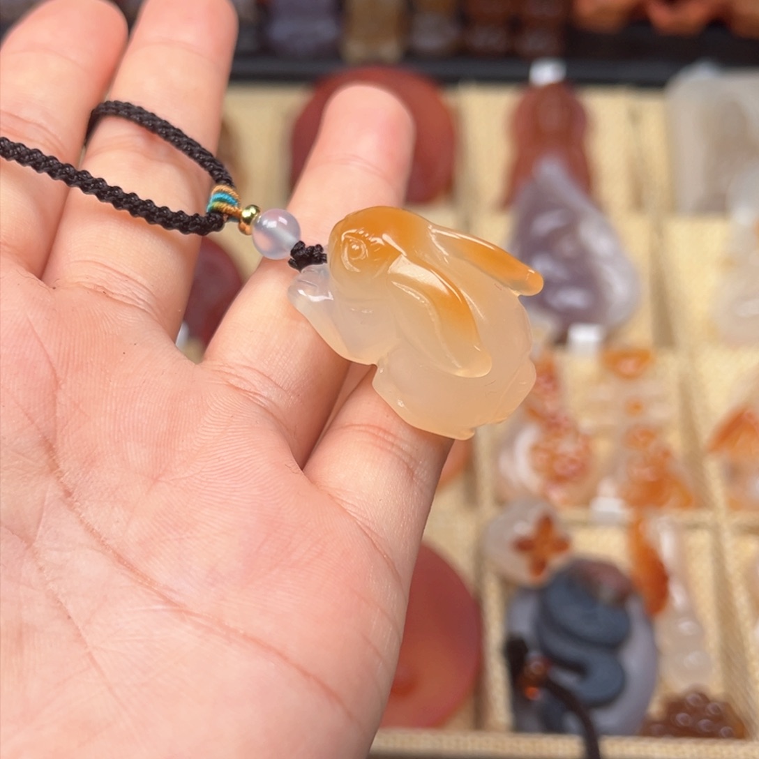 玛瑙/玉髓颈饰未镶嵌