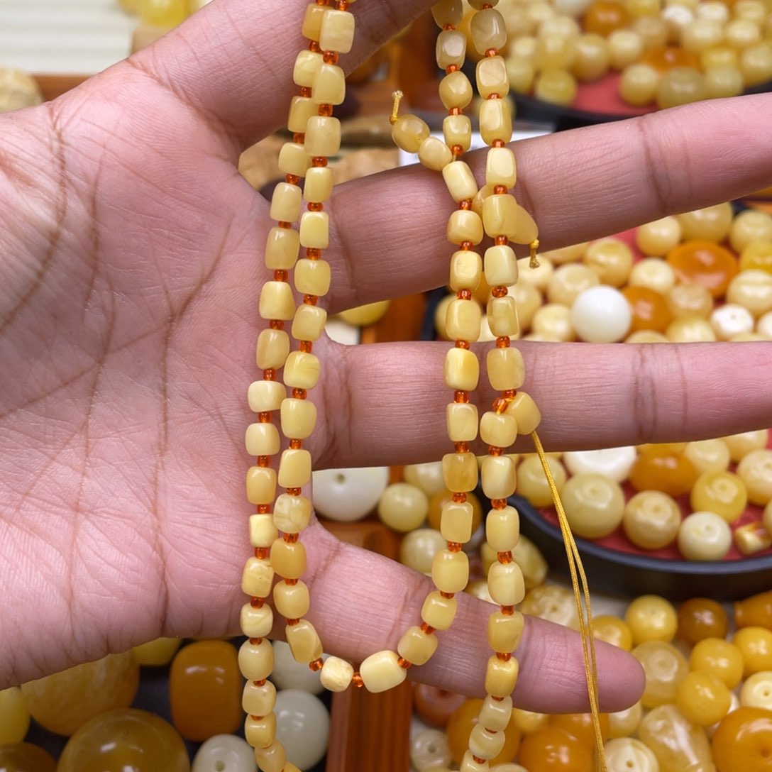 琥珀珠宝奇石未镶嵌