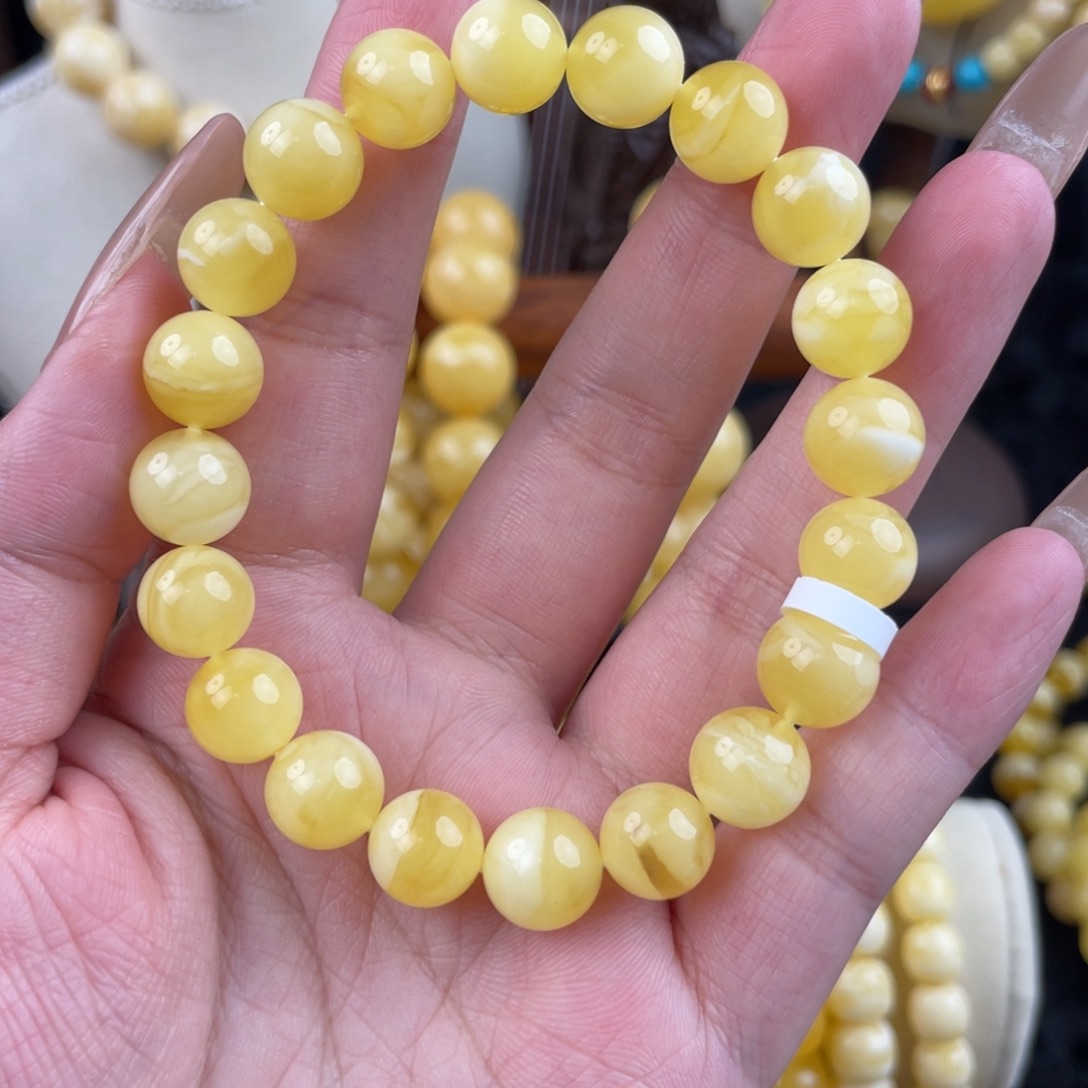 琥珀未镶嵌裸石满蜡妖花