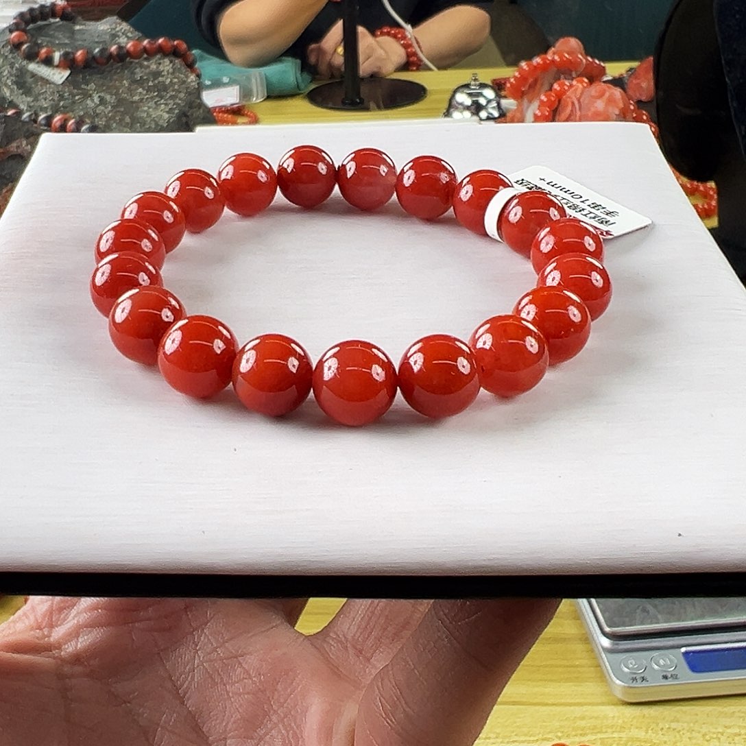 南红玛瑙未镶嵌买10+mmm保山锦红南红