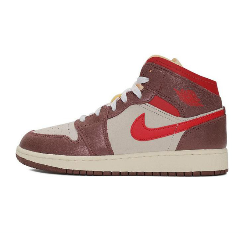 NIKE耐克男大童AIR JORDAN 1 MID SE (GS)乔丹篮球鞋HF3196-100