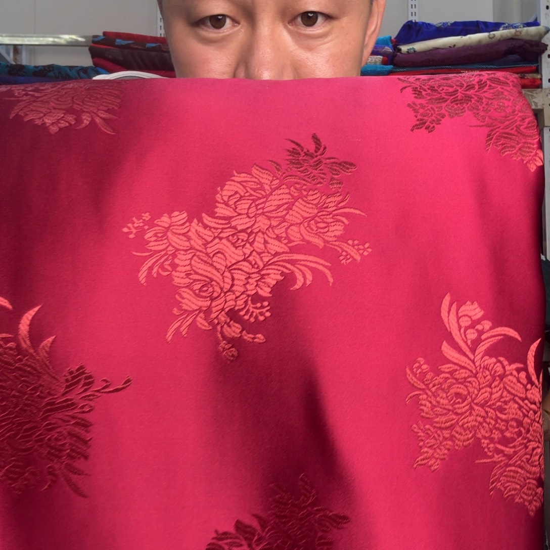 杭州丝绸7米长，宽75cm