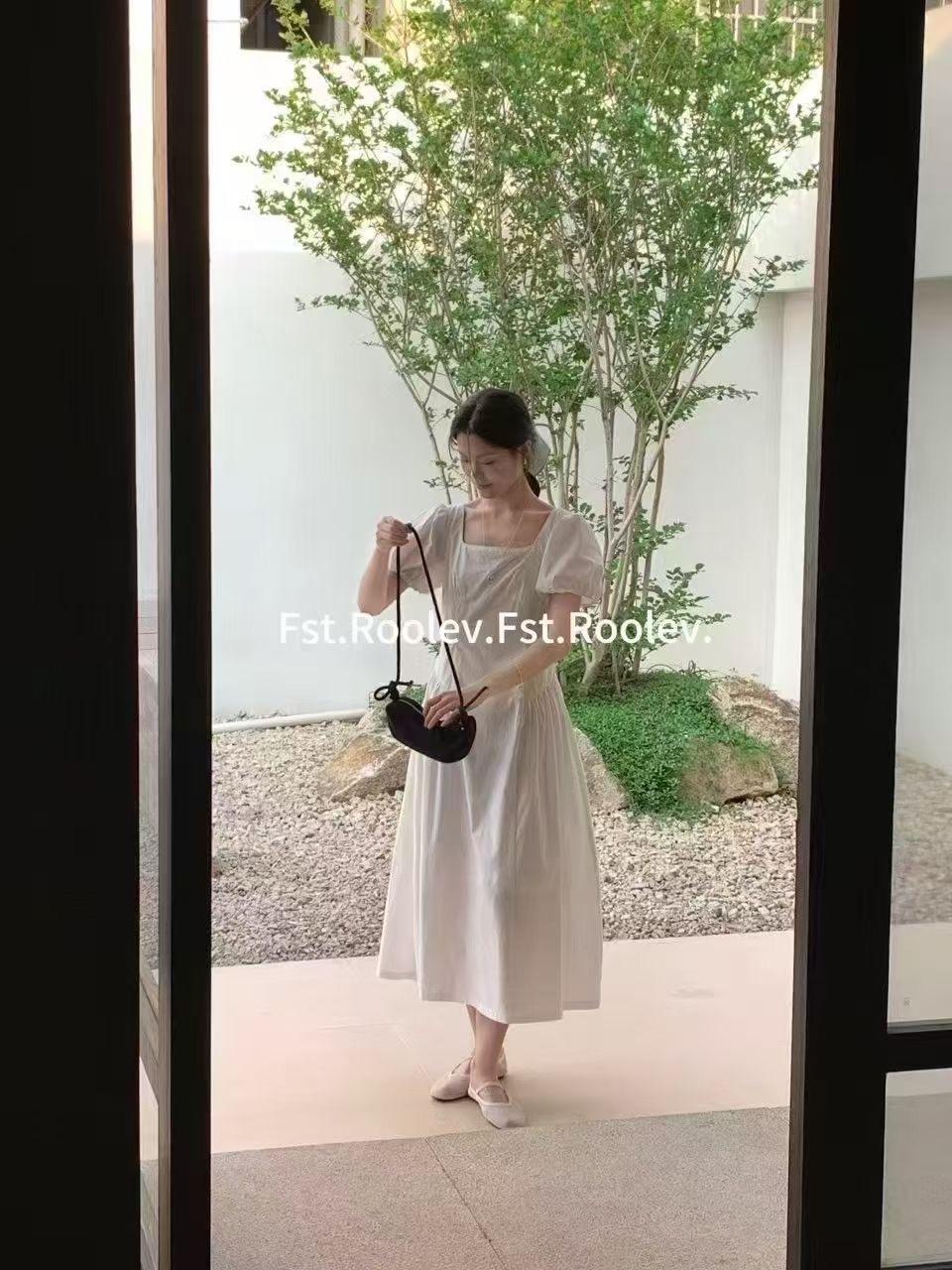 9619 fst（福）白色韩系方领连衣裙