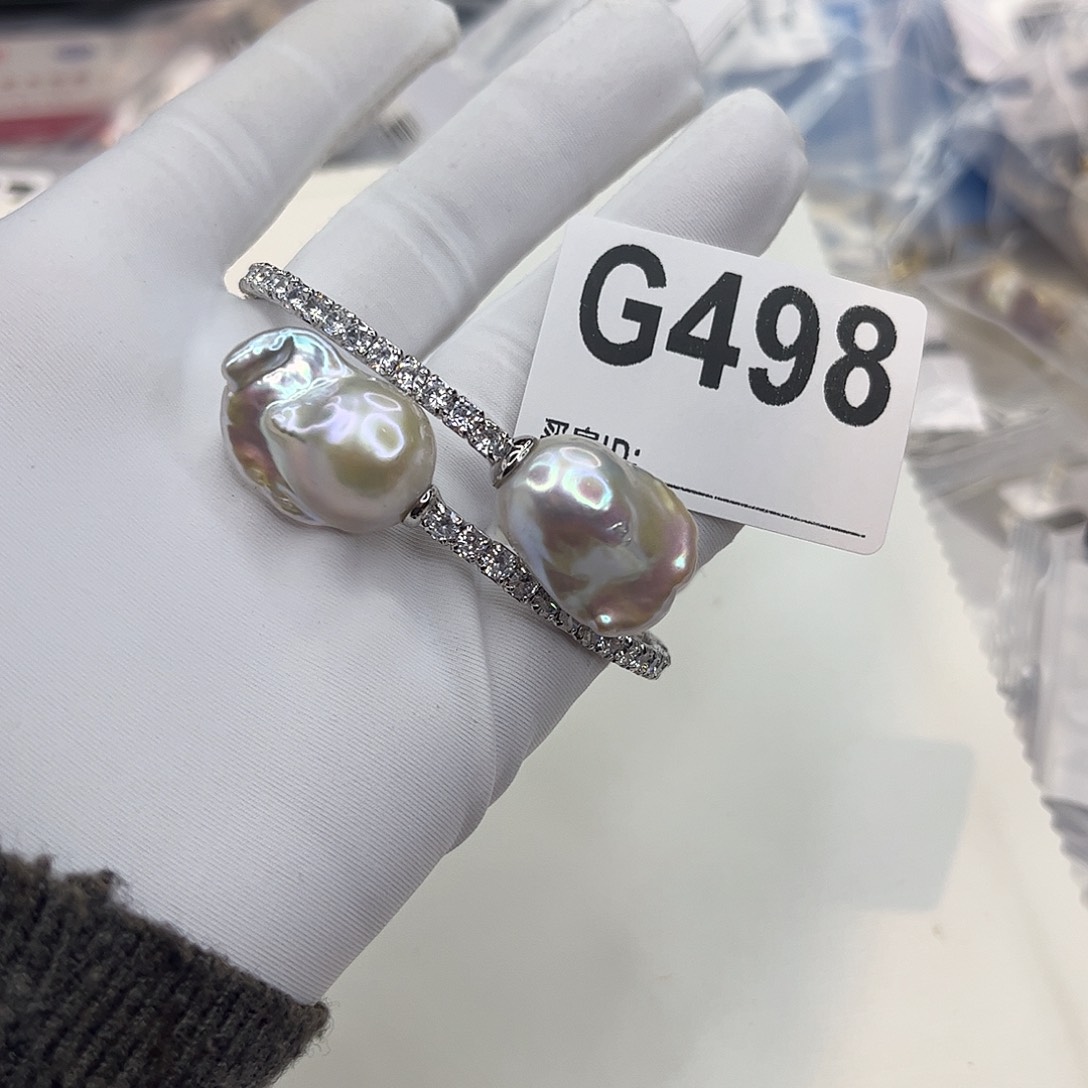 淡水珍珠合金耳饰