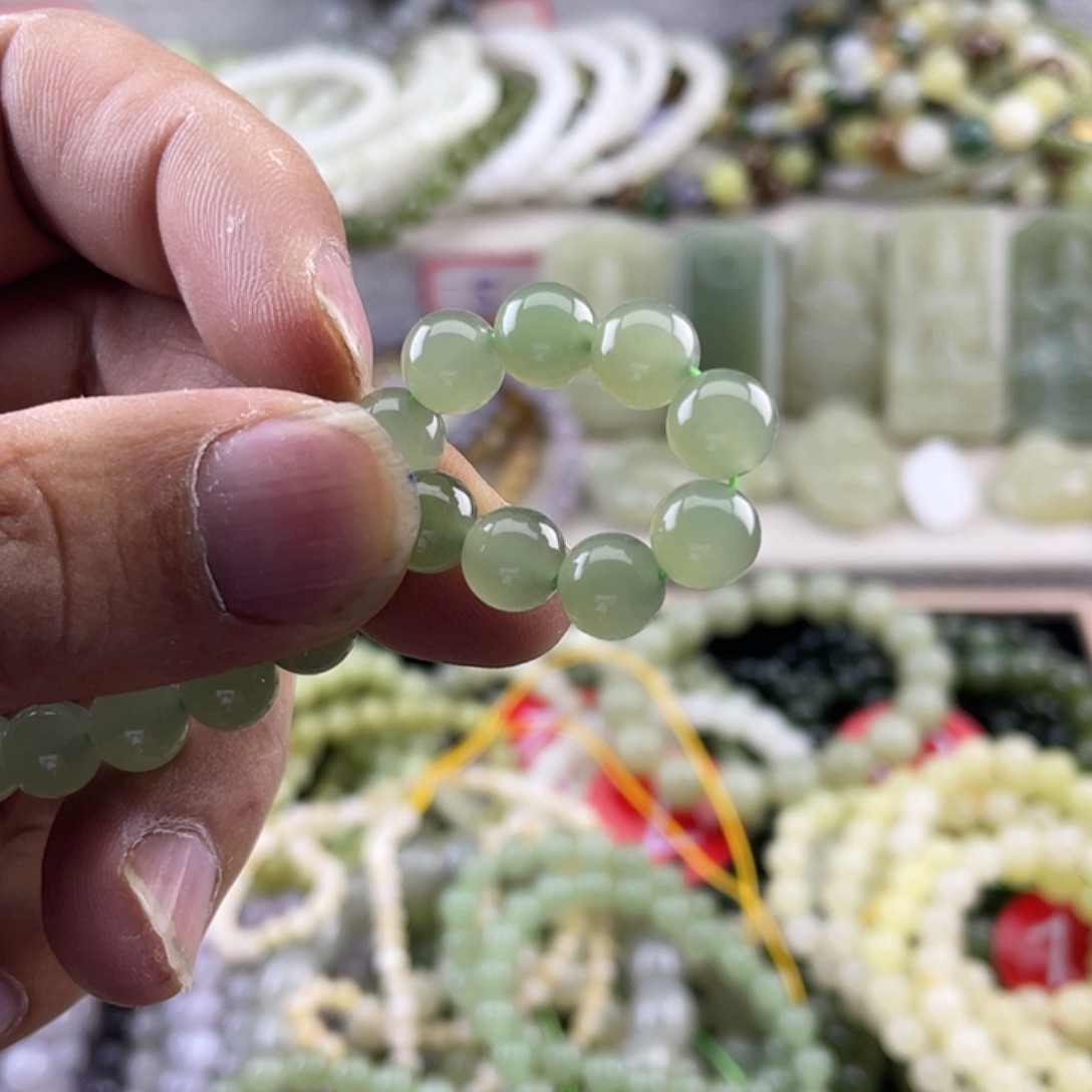 喜***羊手链未镶嵌和田玉