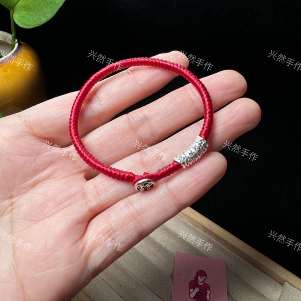 足银布艺手链 【小号盘缠】1.0高光泰蜡金刚结跑环红绳
