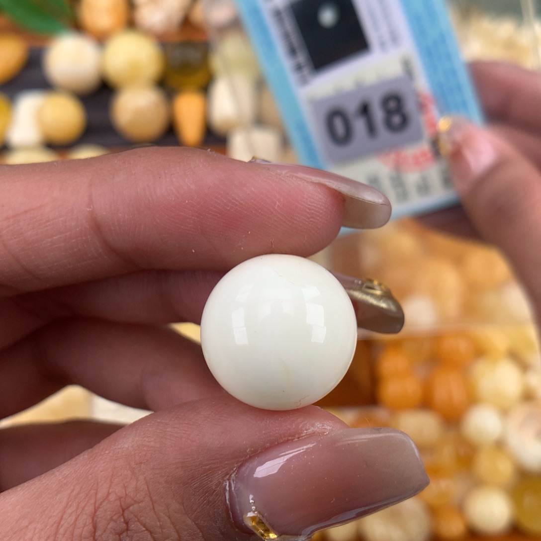 琥珀珠宝奇石未镶嵌16.2