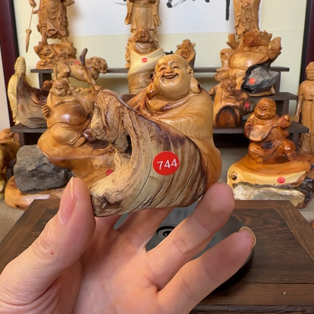 崖柏小木匠艺雕一物一拍