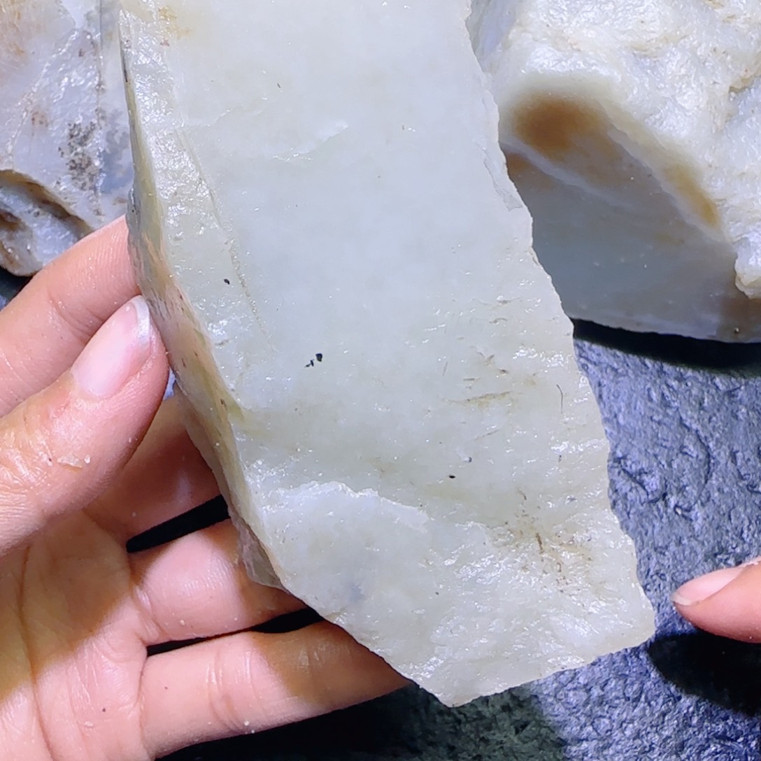 和田玉未镶嵌珠宝半成品