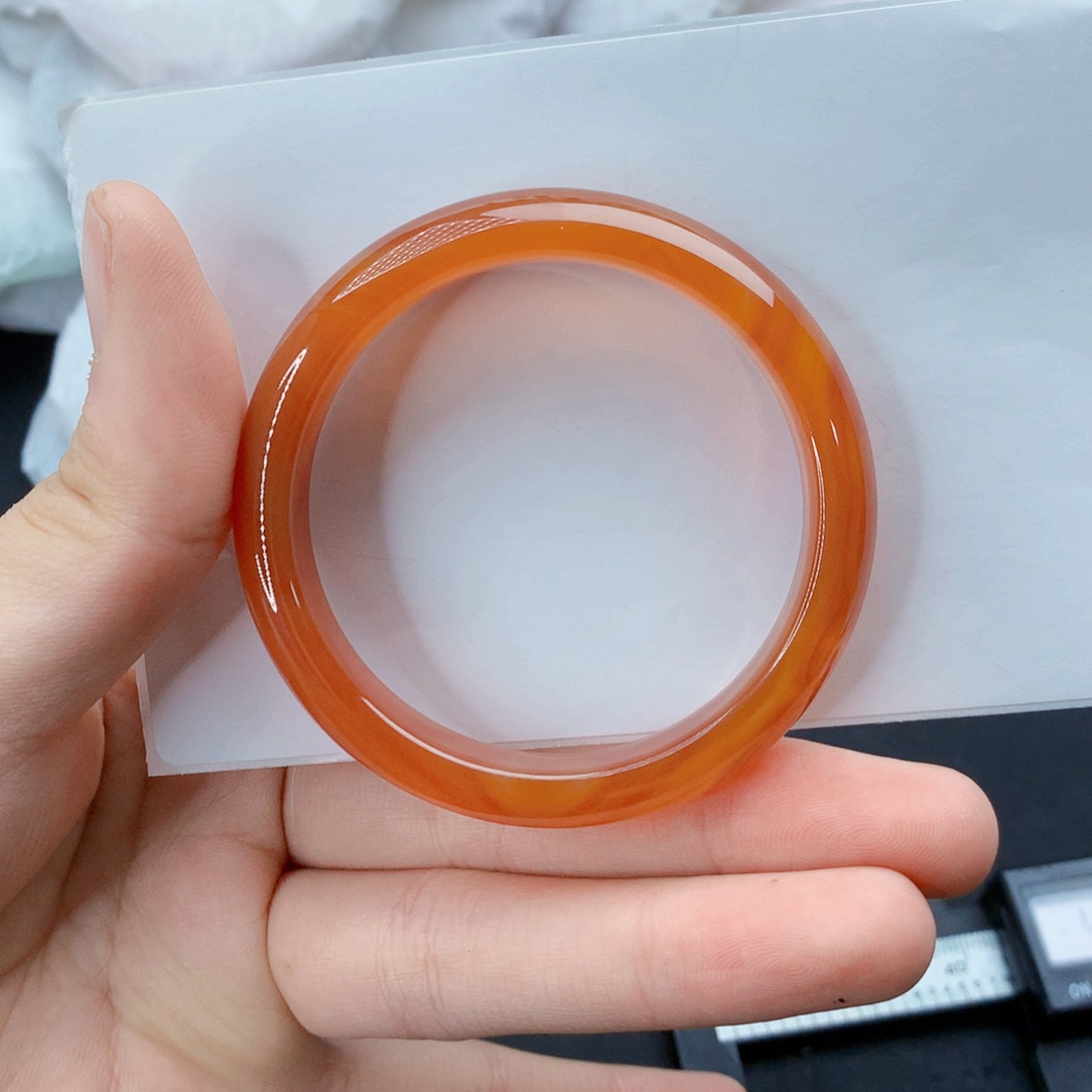 玛瑙/玉髓手镯未镶嵌53