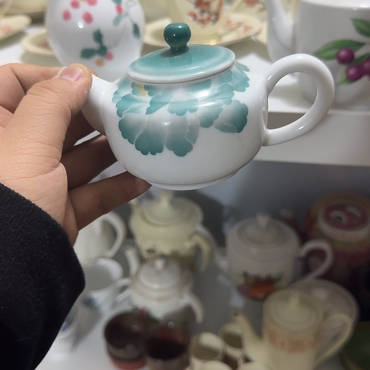 茶盏陶瓷盘子啥都有