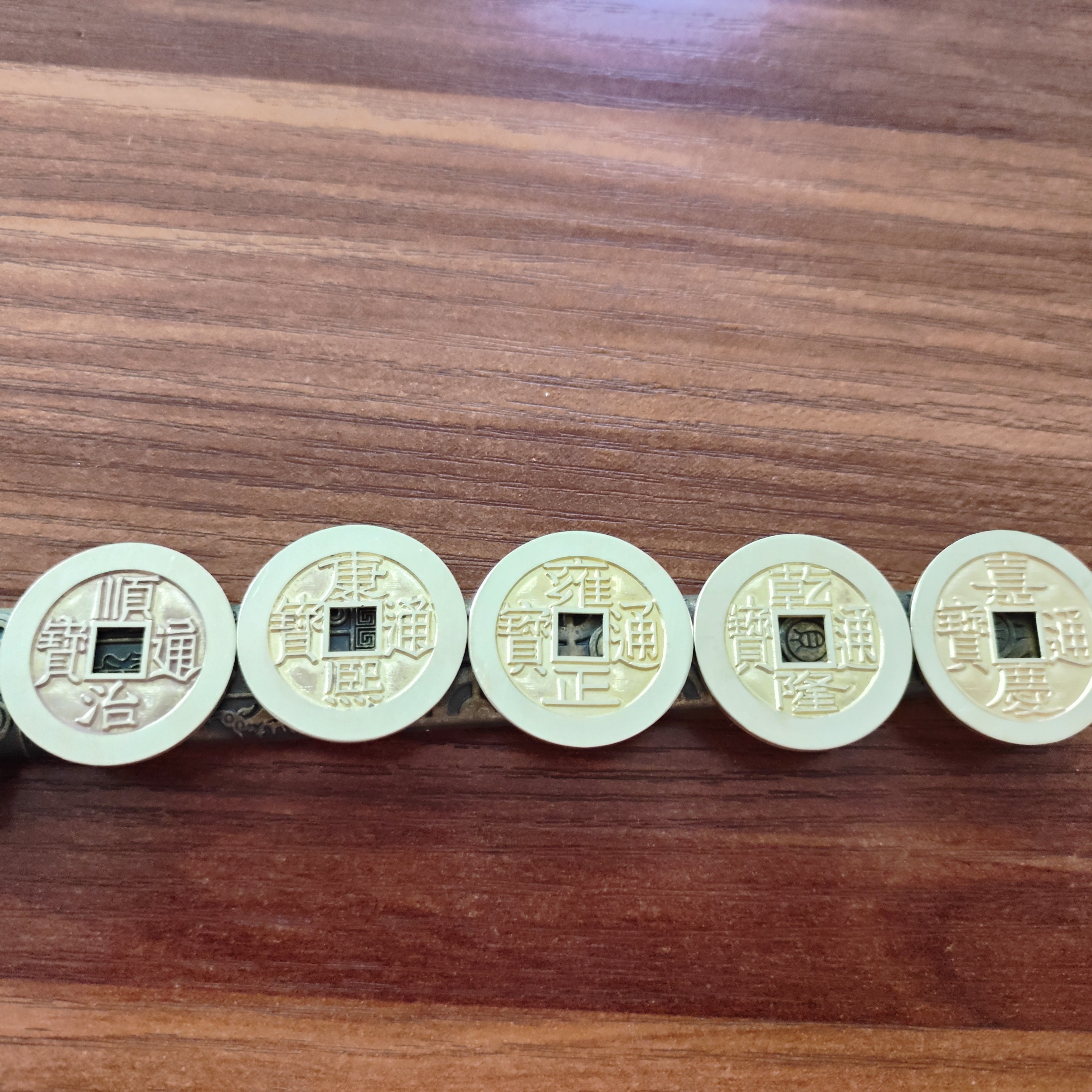 现代工艺文创钱币，精浮雕五帝钱一套，直径28mm  厚1.2mm