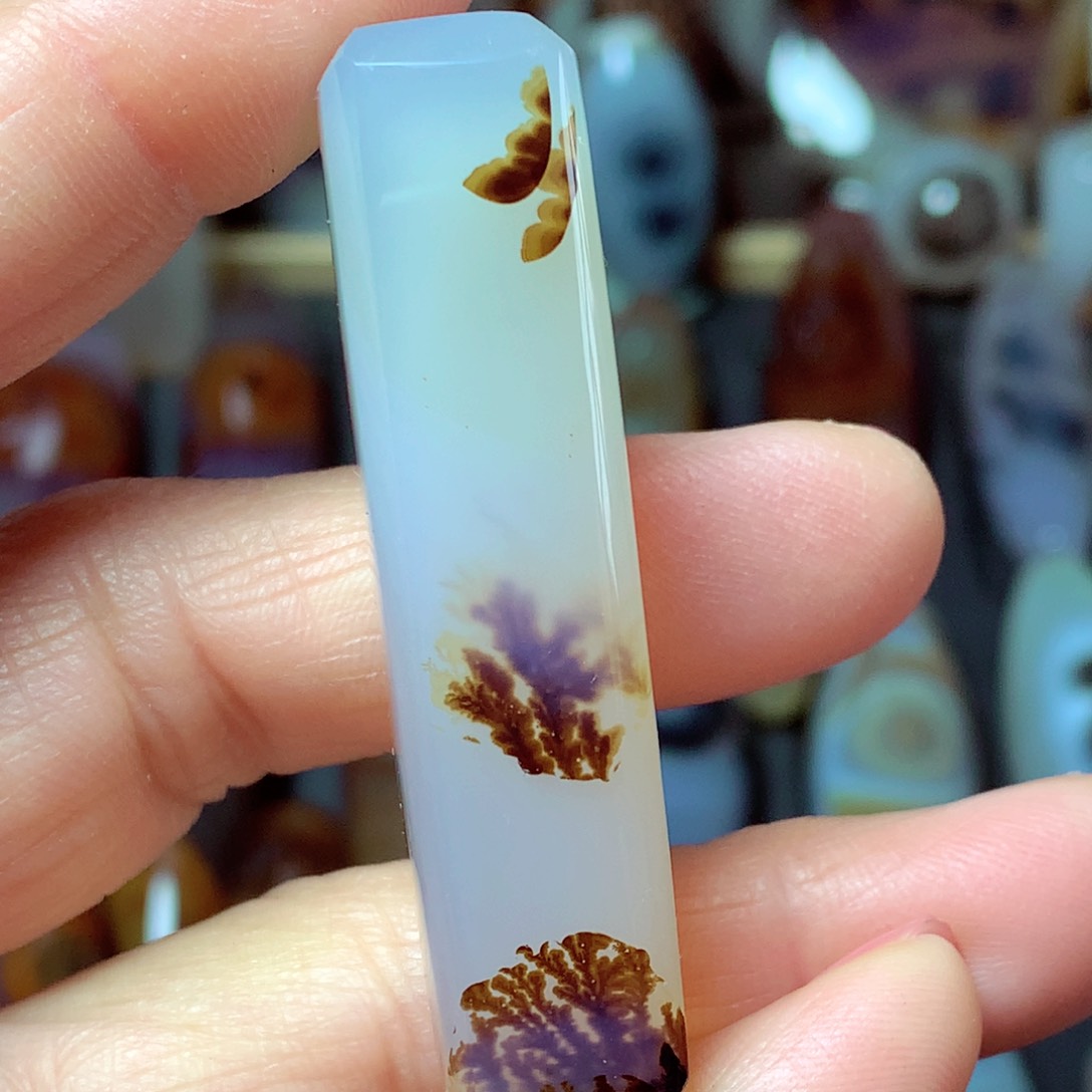 玛瑙/玉髓颈饰未镶嵌