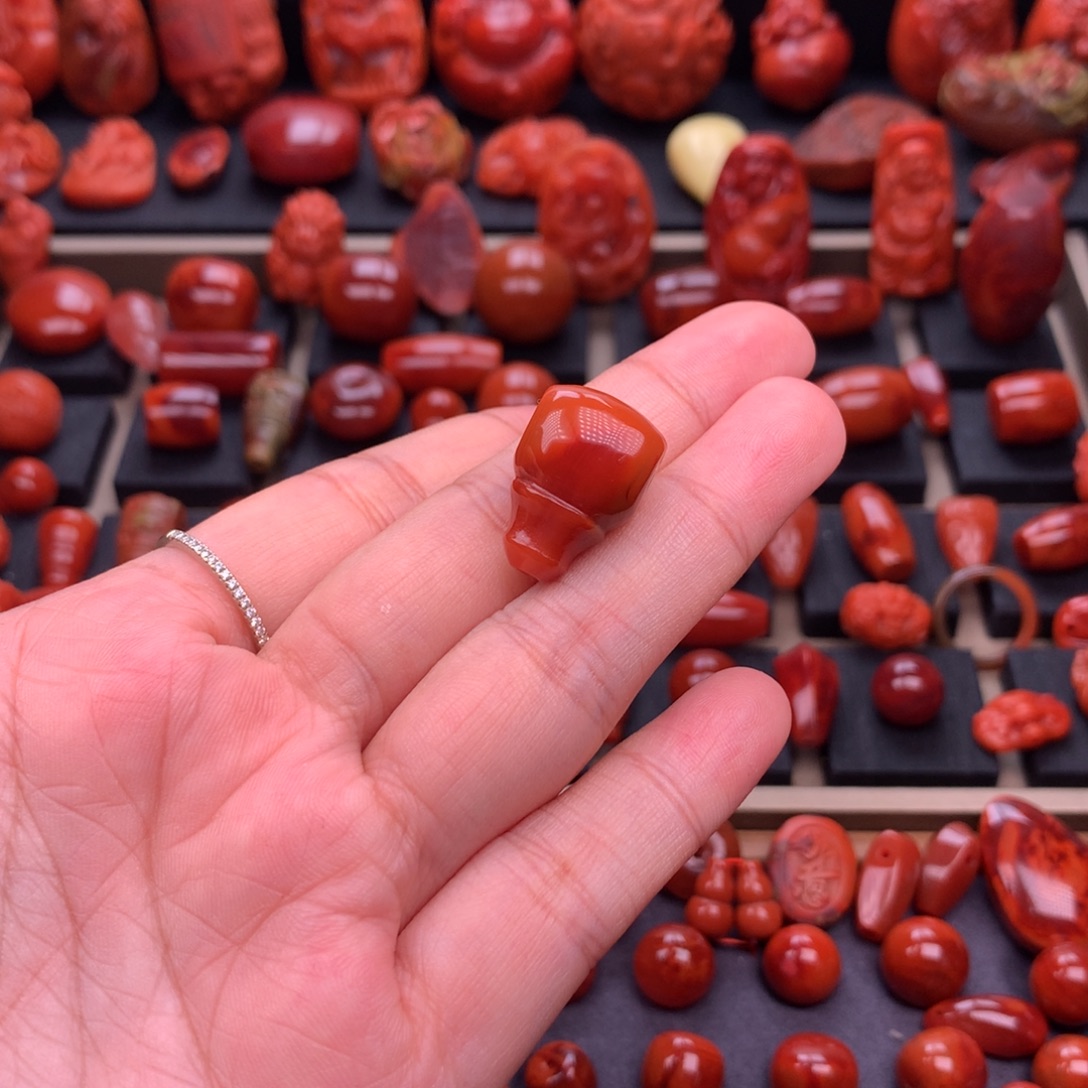 大***方南红玛瑙未镶嵌川料原矿手工三通14.5mm