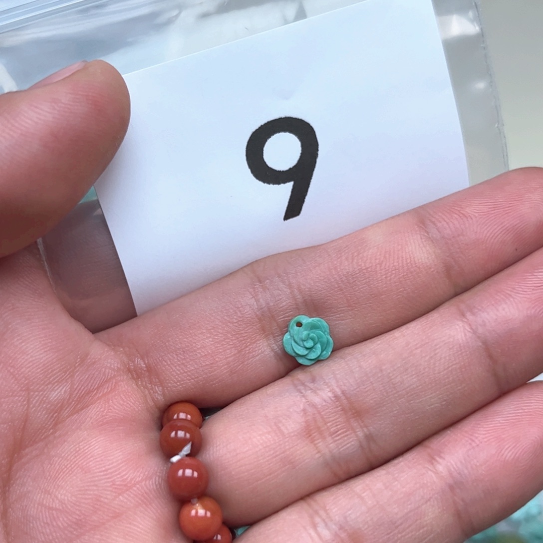 南红玛瑙未镶嵌珠宝奇石