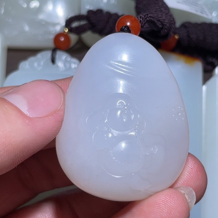 和田玉颈饰未镶嵌