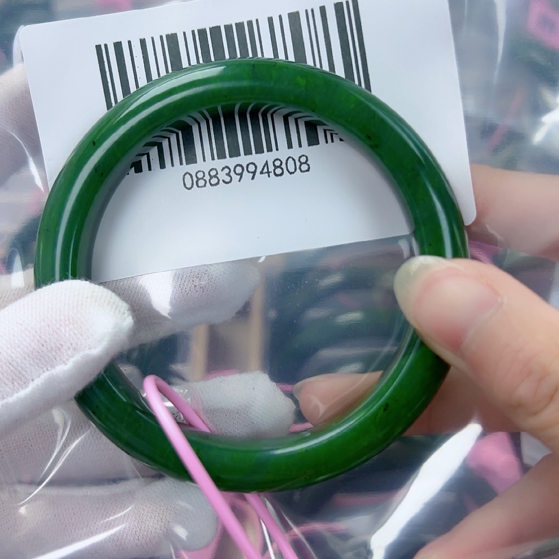 和田玉（碧玉）手镯未镶嵌6061