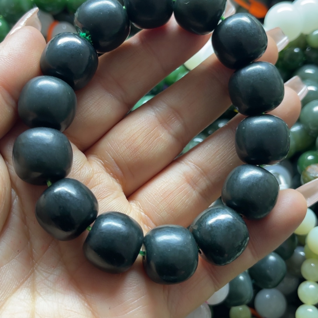 和田玉手链未镶嵌