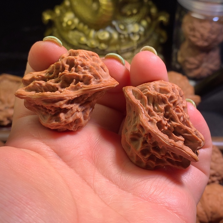 文玩核桃吊坠小鸟