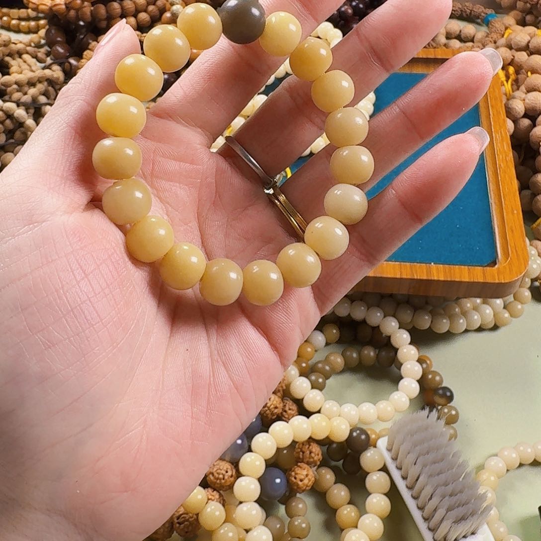 白玉菩提手串白玉菩提小手串