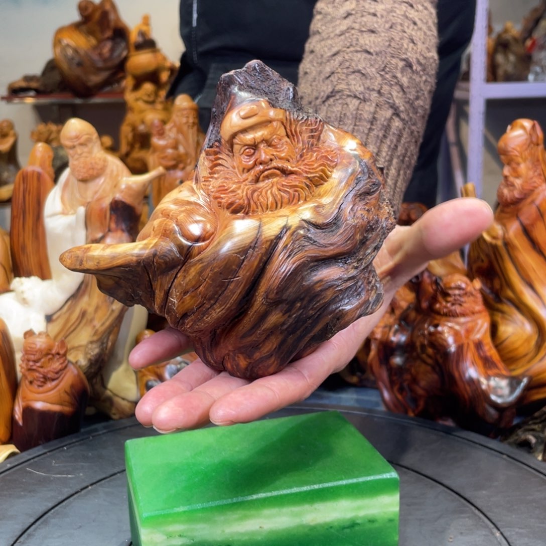 柏木（崖柏）。。。。。。。