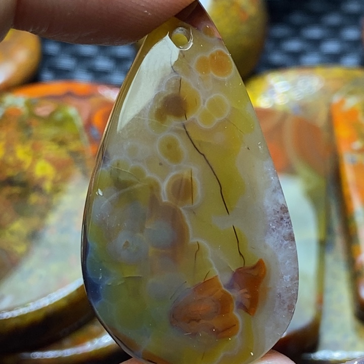 玛瑙/玉髓颈饰未镶嵌