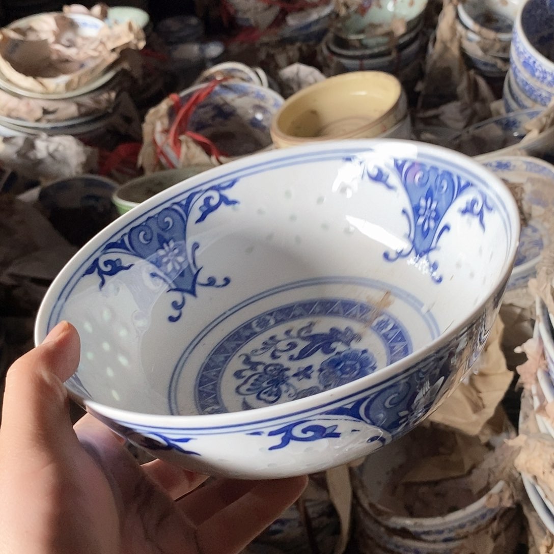 摆件8寸青花玲珑瓷碗