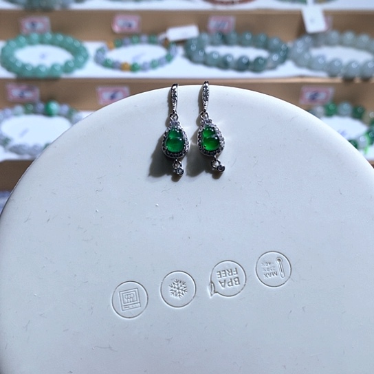 翡翠未镶嵌耳饰41